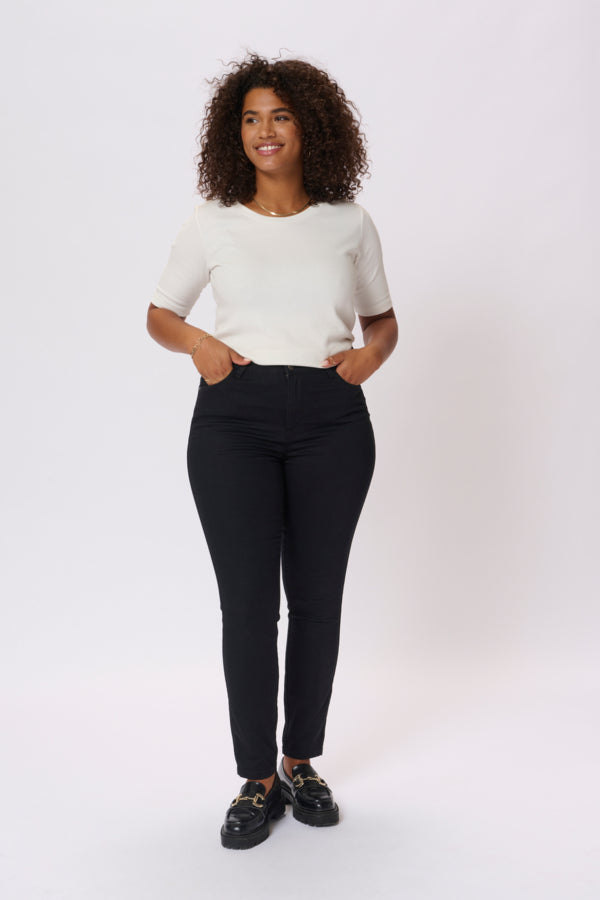 10581270 KCwilla Ida Slim Jeans, 100121 Black Deep